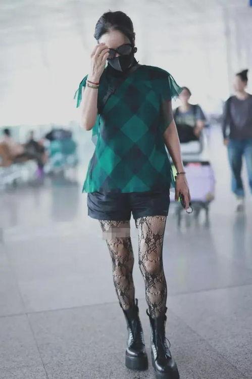 明星黑丝袜穿搭 朝阳吃瓜群众网,朝阳吃瓜群众热议穿搭潮流