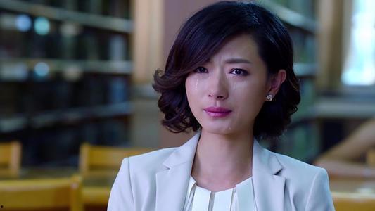 又弄得满手都是什么梗 万茜自爆一年潜七次,揭秘“又弄得满手都是”幕后故事